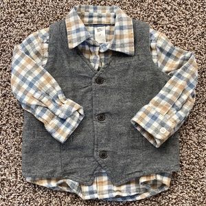 B’gosh 2-piece button down shirt and vest 2T